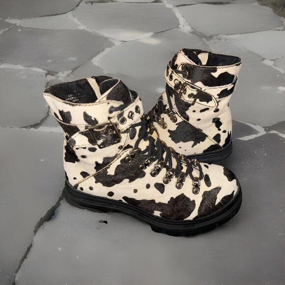 Free People Jeffrey Campbell Printed Check Lace Up Boot Color Cow Size 8M Grunge - Picture 2 of 12